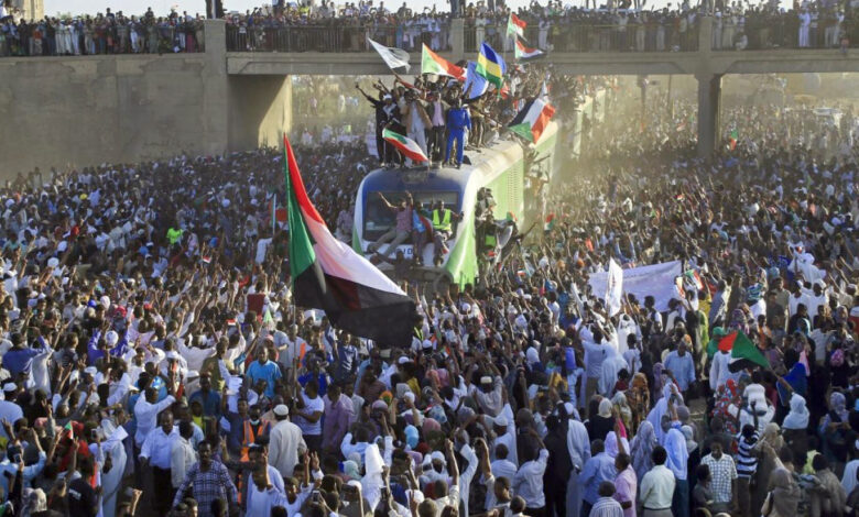 Photo of أبريل وأزمة الضمير!