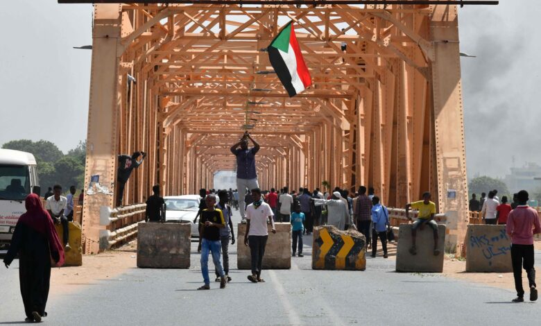 Photo of «قُولديلوكس» هل بلغها يوم الإثنين خبر السودان اليقينا؟ رُبمَّا!