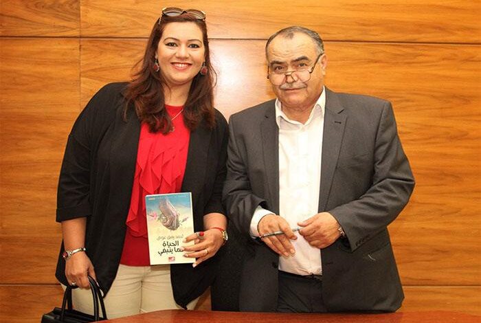 Photo of أشجار أحمد رفيق عوض تؤثِّث «الحياة كما ينبغي»