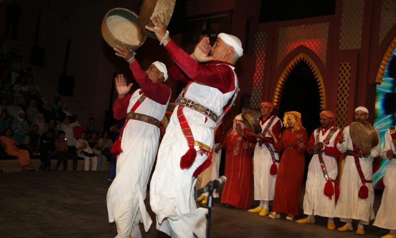 Photo of مهرجان الفنون الشعبية “تحت شعار الإيقاعات والرموز الخالدة