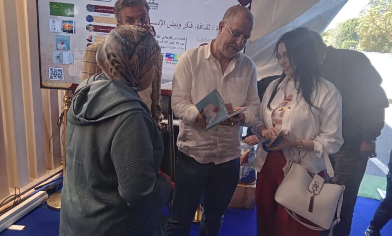 Photo of شكيب مصبير يوقع “احكِ يا شكيب.. نوافذ على الحياة” بمعرض الرباط الدولي للكتاب