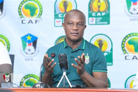 كواسي أبياه ... مدرب المنتخب السوداني